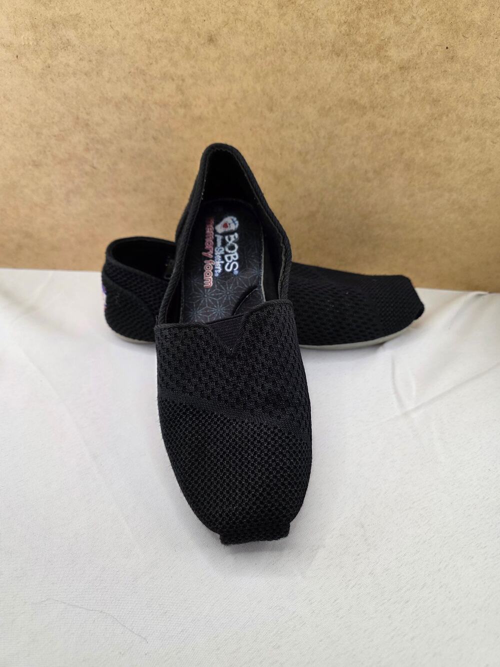 Bobs Plush Peace and Love shoes Size 7